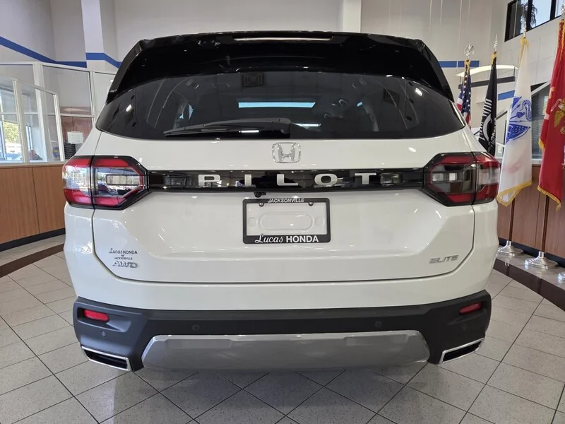 New 2026 Platinum White Pearl Honda ELITE AWD image 5
