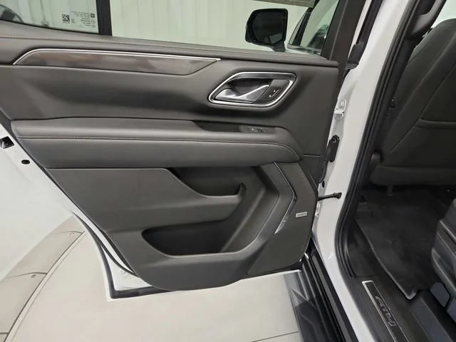 2023 GMC Yukon AT4 - Photo 36
