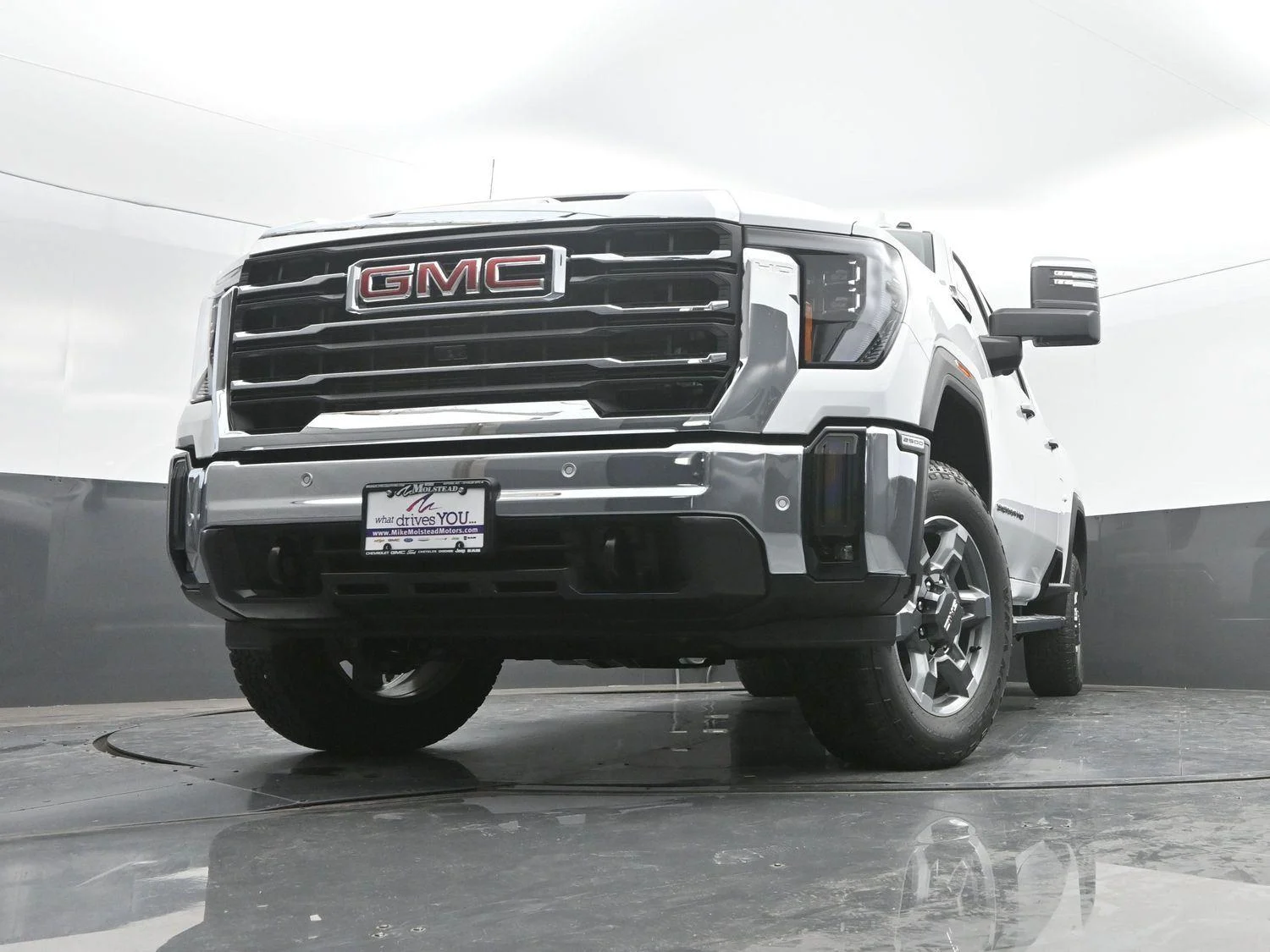 New 2026 Summit White GMC SLT image 52