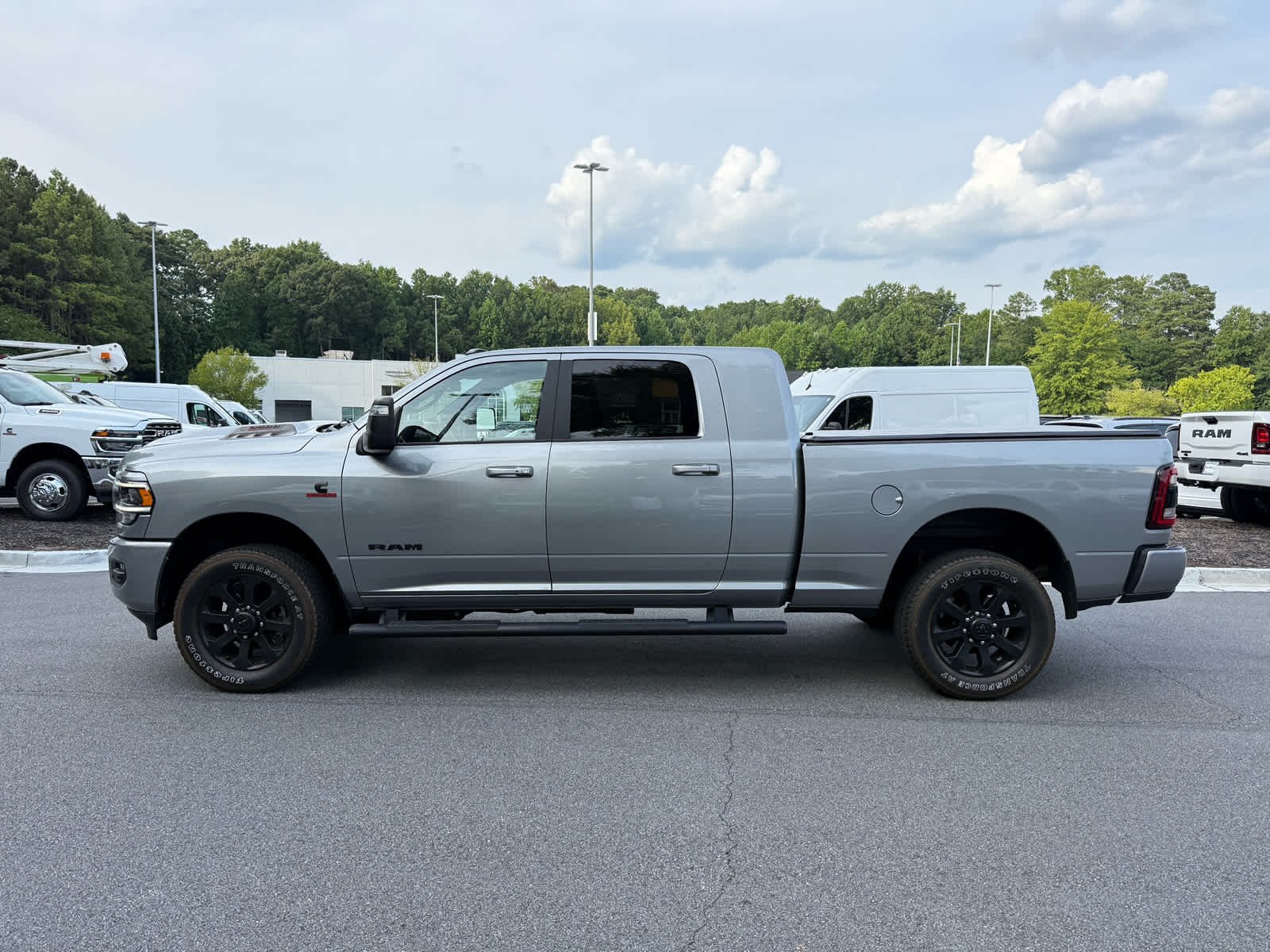 Used 2024 Billet Silver Metallic Clearcoat Ram Laramie image 2