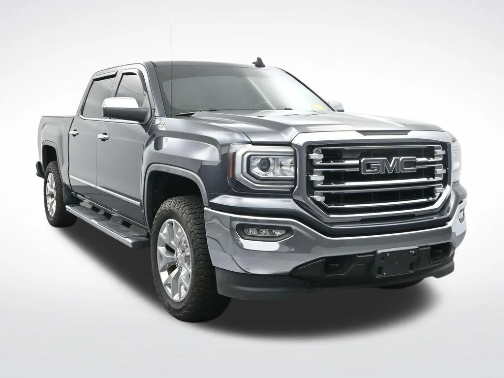 Used 2017 Gray GMC SLT image 3