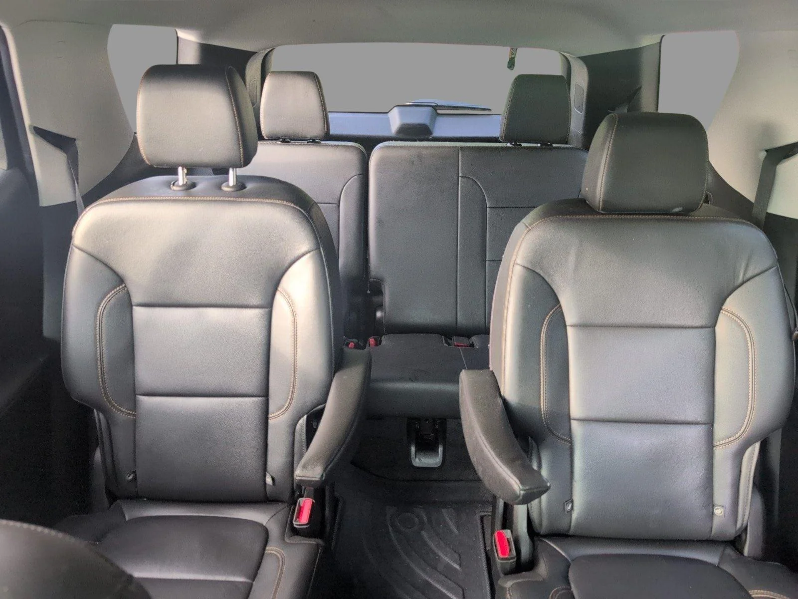 Used 2019 CAJUN RED TINTCOAT Chevrolet RS image 30