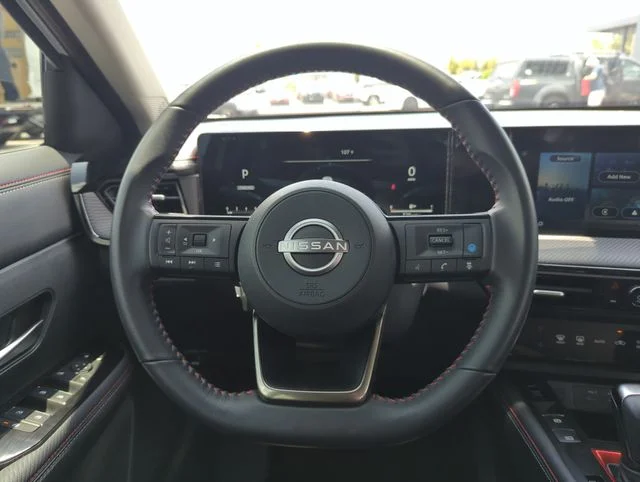 Used 2025 White Nissan SR image 25
