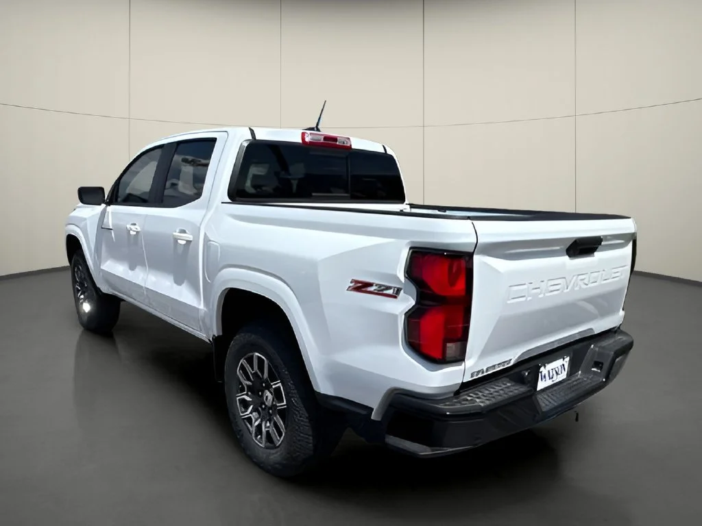 New 2026 Summit White Chevrolet Z71 image 3