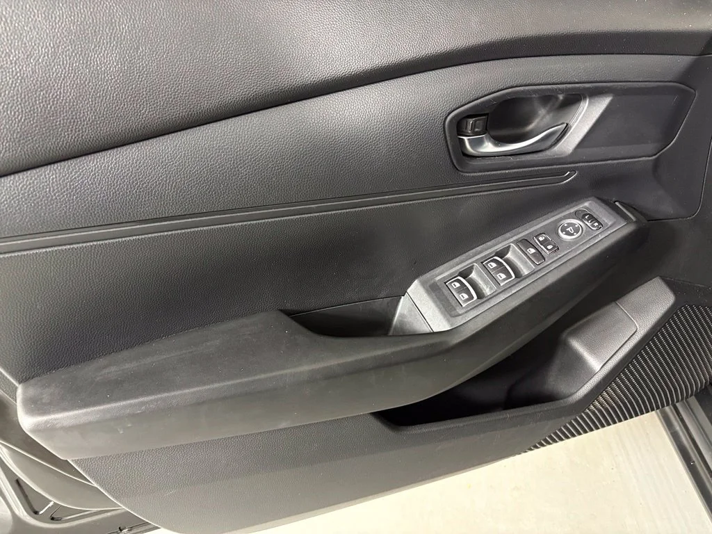 Used 2023 Black Honda LX image 12