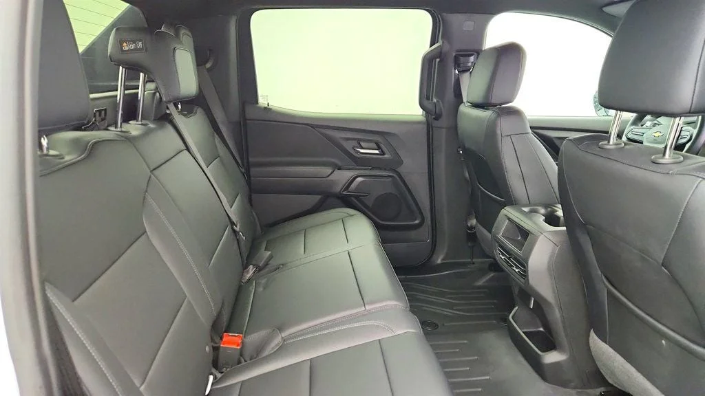 Used 2024 Summit White Chevrolet e4WD Crew Cab Work Truck w/ 1FL Fleet Pkg & Spray-On Bedliner image 23