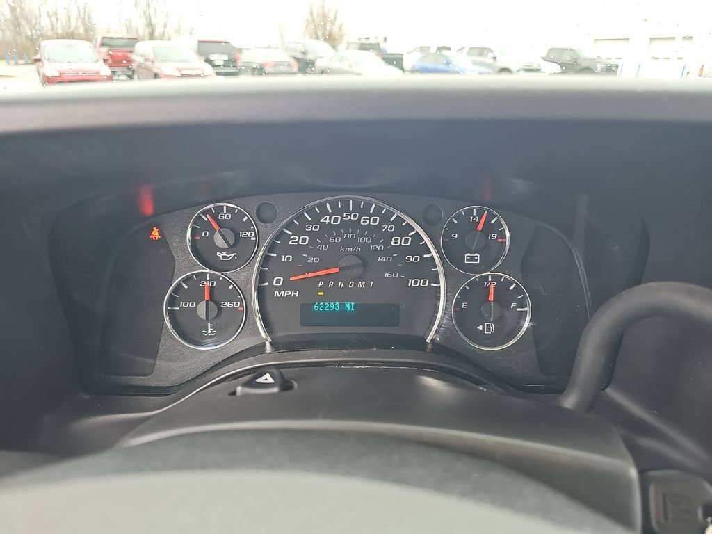 Used 2021 Summit White Chevrolet Work Van image 18