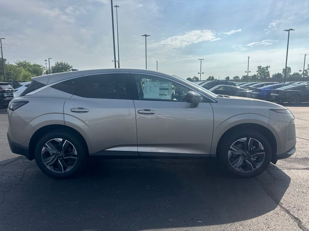 New 2026 Champagne Silver Metallic Nissan SL image 2