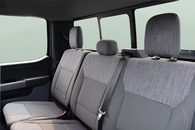 Used 2023 Gray Metallic Ford XLT image 16