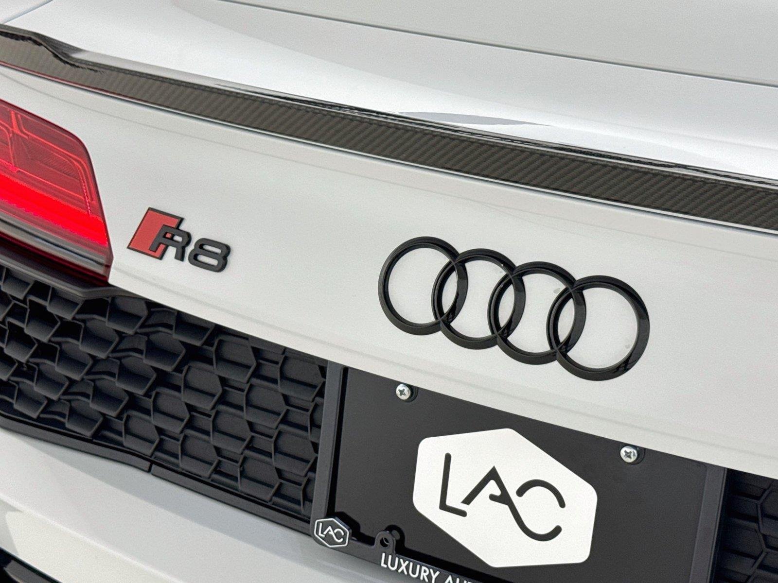 Used 2021 Suzuka Gray Metallic Audi 5.2 V10 | Carbon Ext Pkg | Diamond Stitched Int | Premium Pkg image 34