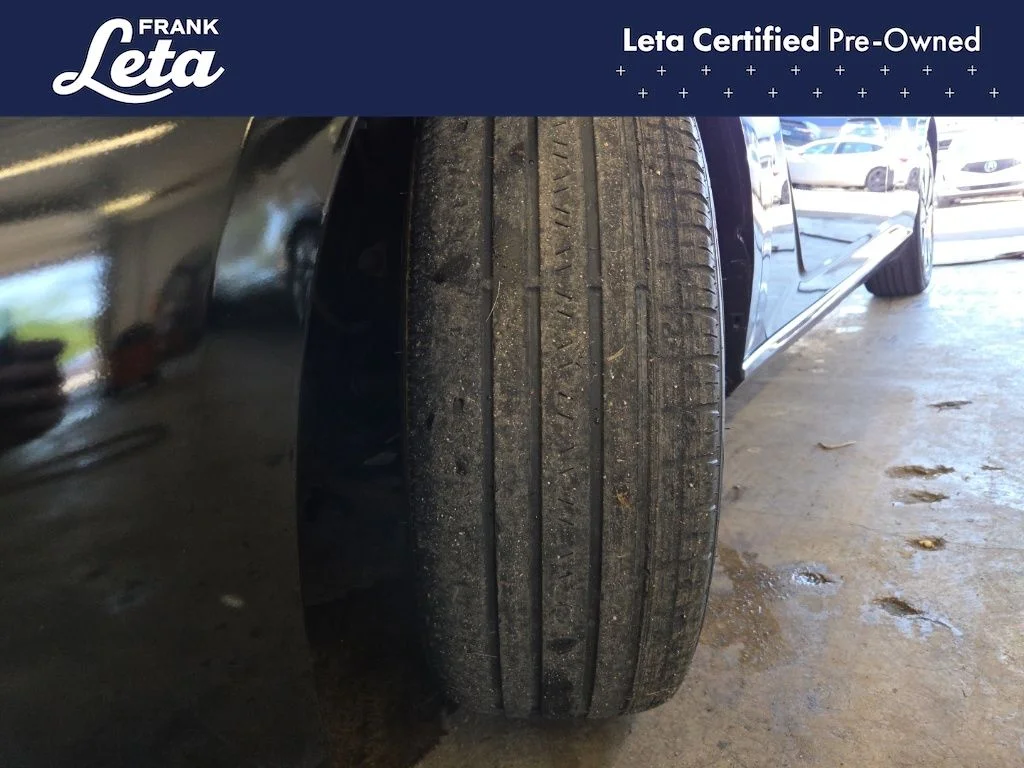 Used 2022 Black Nissan 2.5 SV image 26