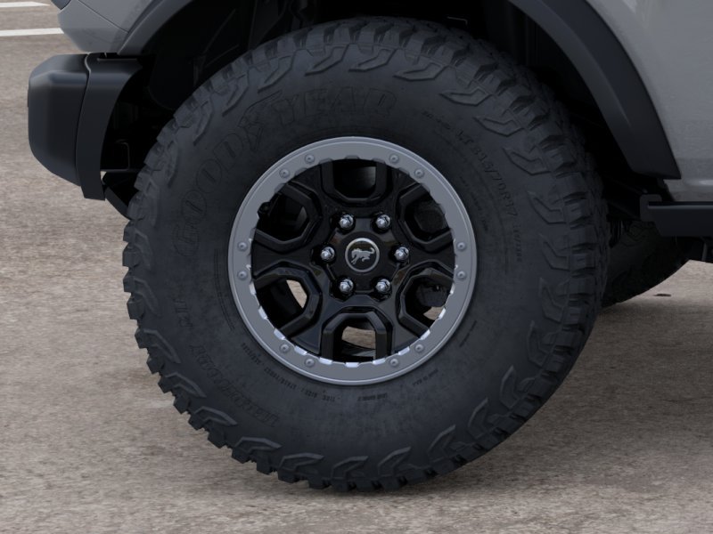 New 2026 Avalanche Gray Ford Badlands image 21