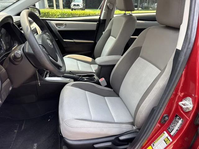 2019 Toyota Corolla LE - Photo 11
