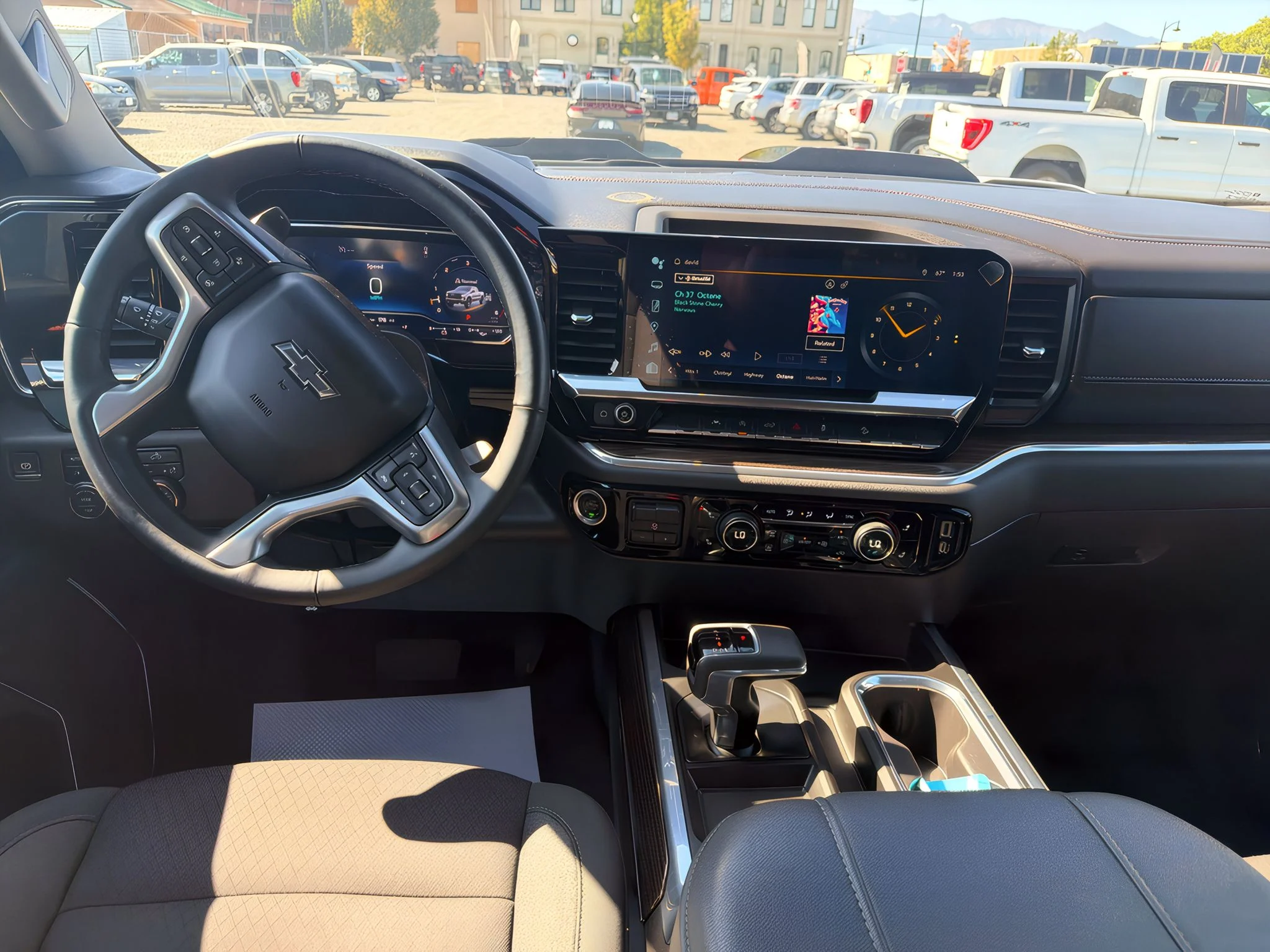 2025 Chevrolet Silverado 1500 LT Trail Boss - Photo 9