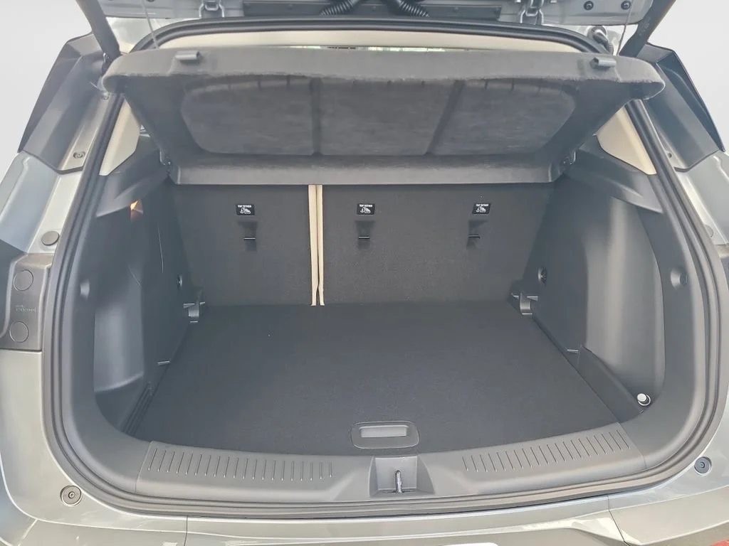 New 2026 Moonstone Gray Metallic Buick Avenir image 9