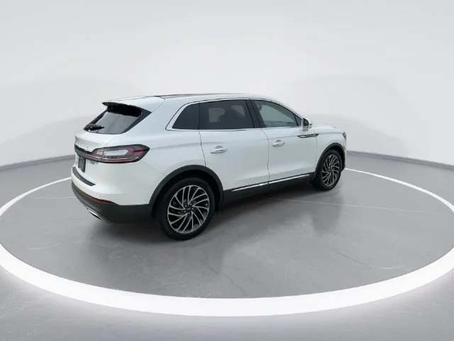 Used 2020 White Lincoln Reserve image 7