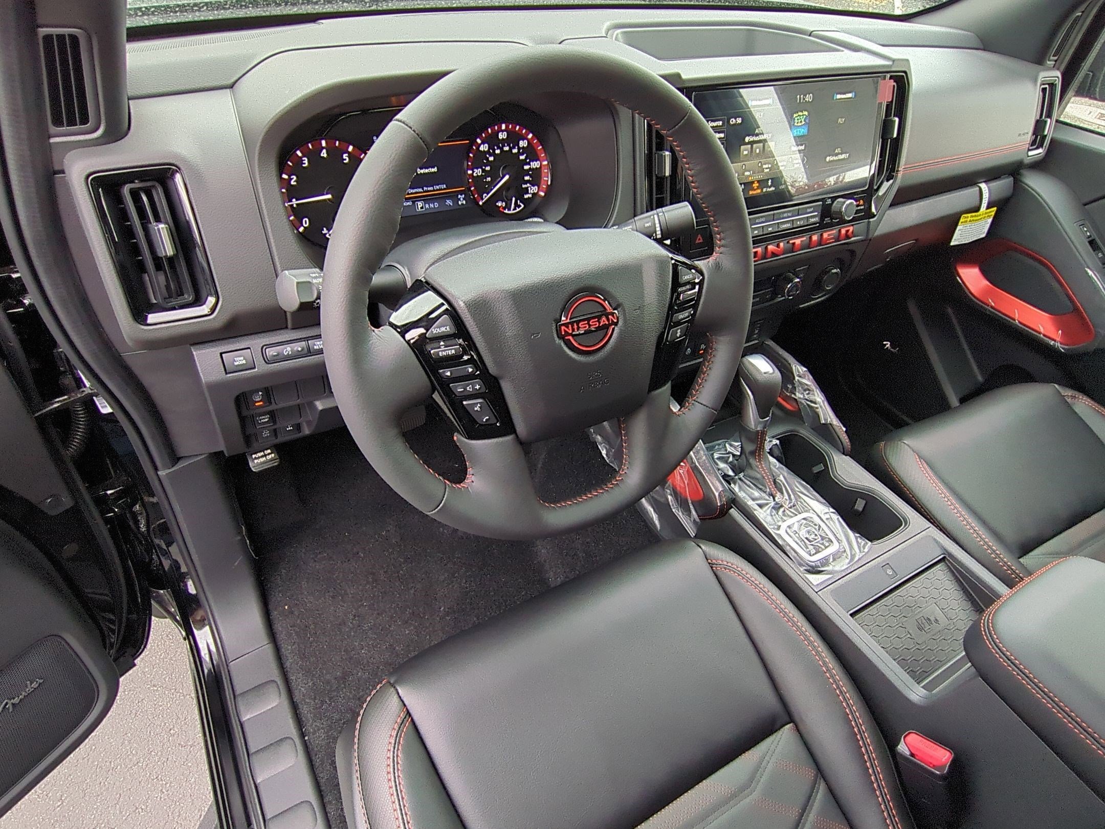 2026 Nissan Frontier PRO-4X - Photo 9
