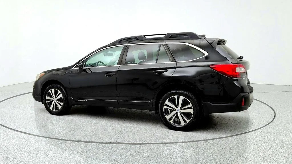 Used 2018 Crystal Black Silica Subaru 2.5i Limited w/ EyeSight, Nav & Steering Responsive Headlights image 7