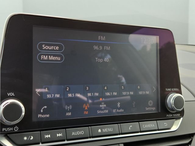 Used 2024 Gray Nissan 2.5 SR image 16