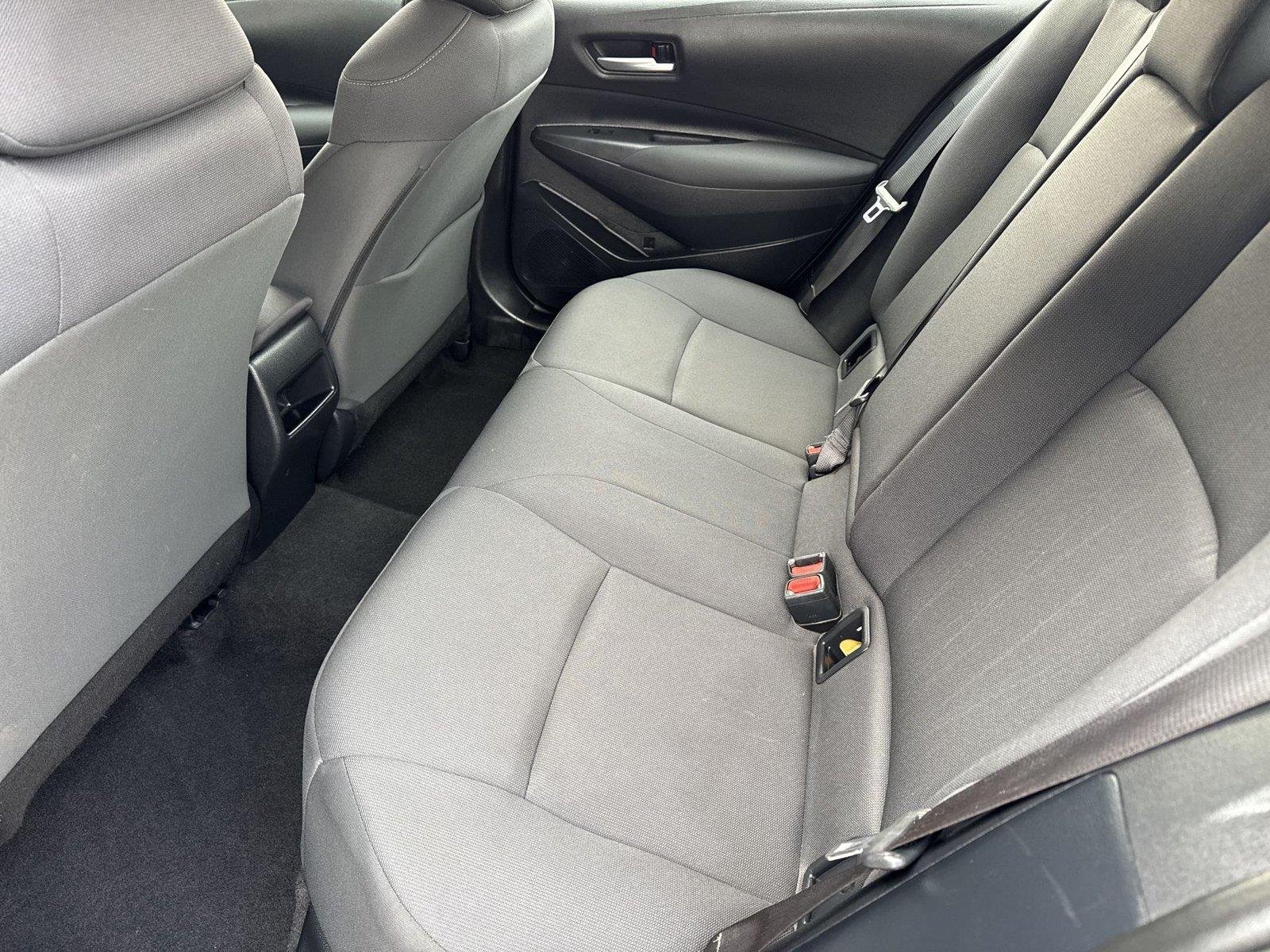 2021 Toyota Corolla LE - Photo 30