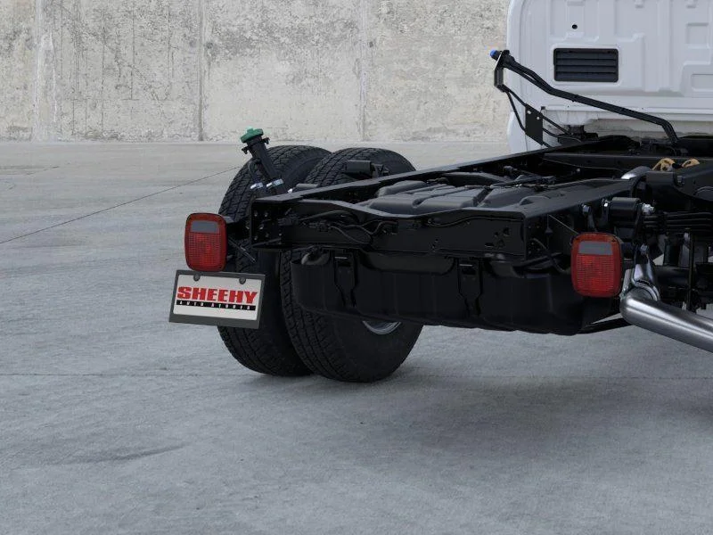 New 2026 Oxford White Ford XL image 21
