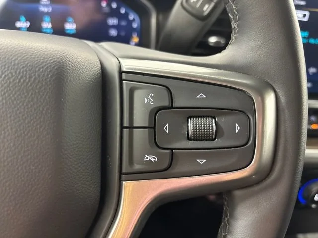 Used 2026 Summit White Chevrolet RST image 40