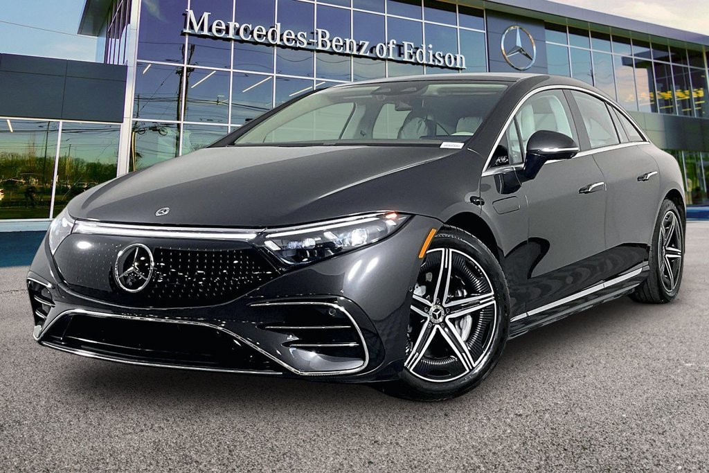 Certified Used 2023  Mercedes-Benz 450 image 9