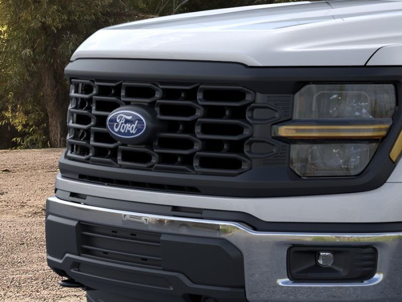 New 2026 Iconic Silver Metallic Ford XL image 19