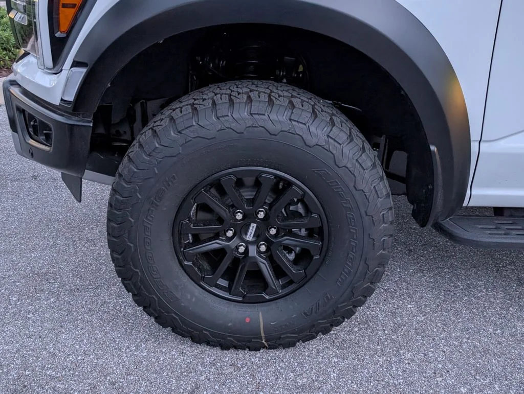 New 2026 White Ford Raptor image 4