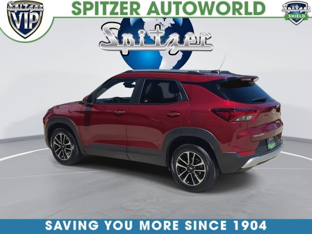 Used 2025 Crimson Metallic Chevrolet LT image 7