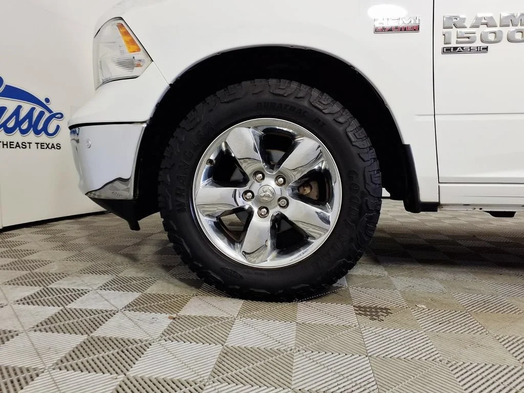Used 2019 Bright White Cl Ram Lone Star image 8