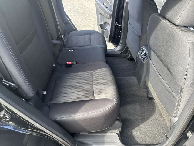 Used 2019 Black Nissan S image 11