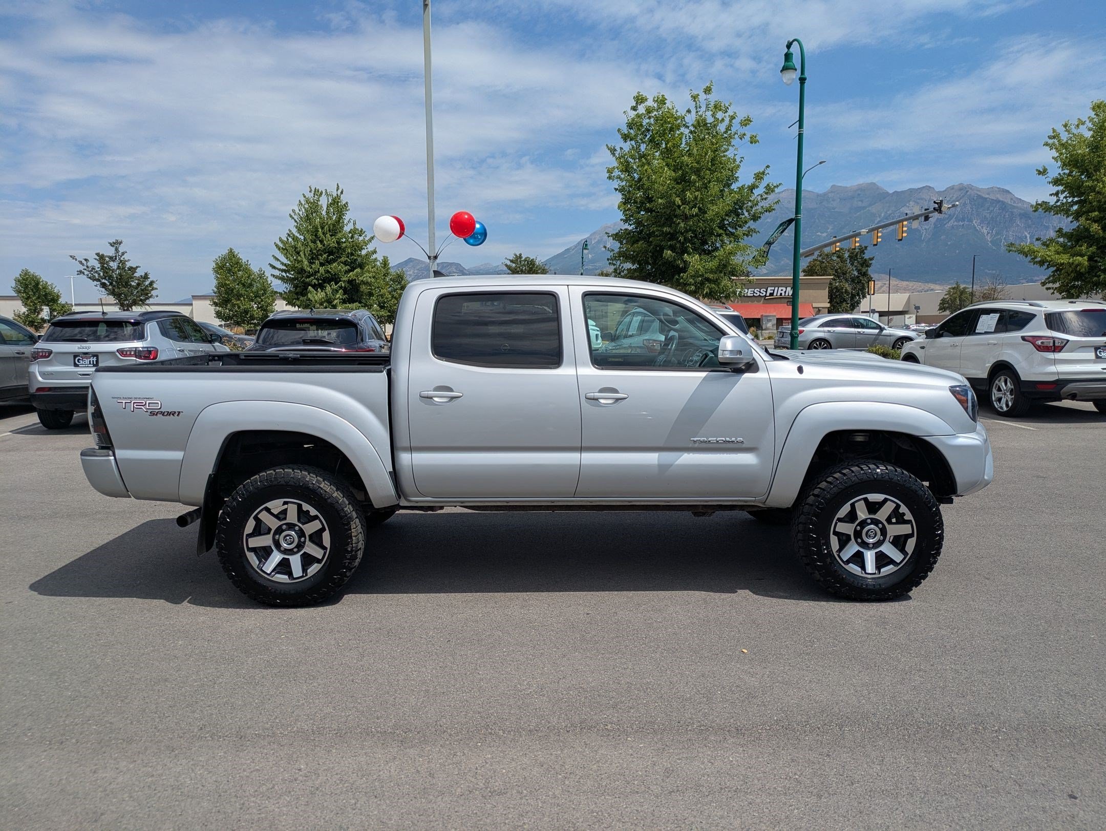 Used 2012 Silver Streak Mica Toyota 4WD Double Cab V6 MT (Natl) image 2