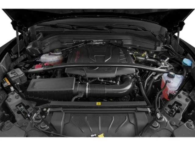 Used 2020 Red Alfa Romeo Base image 16