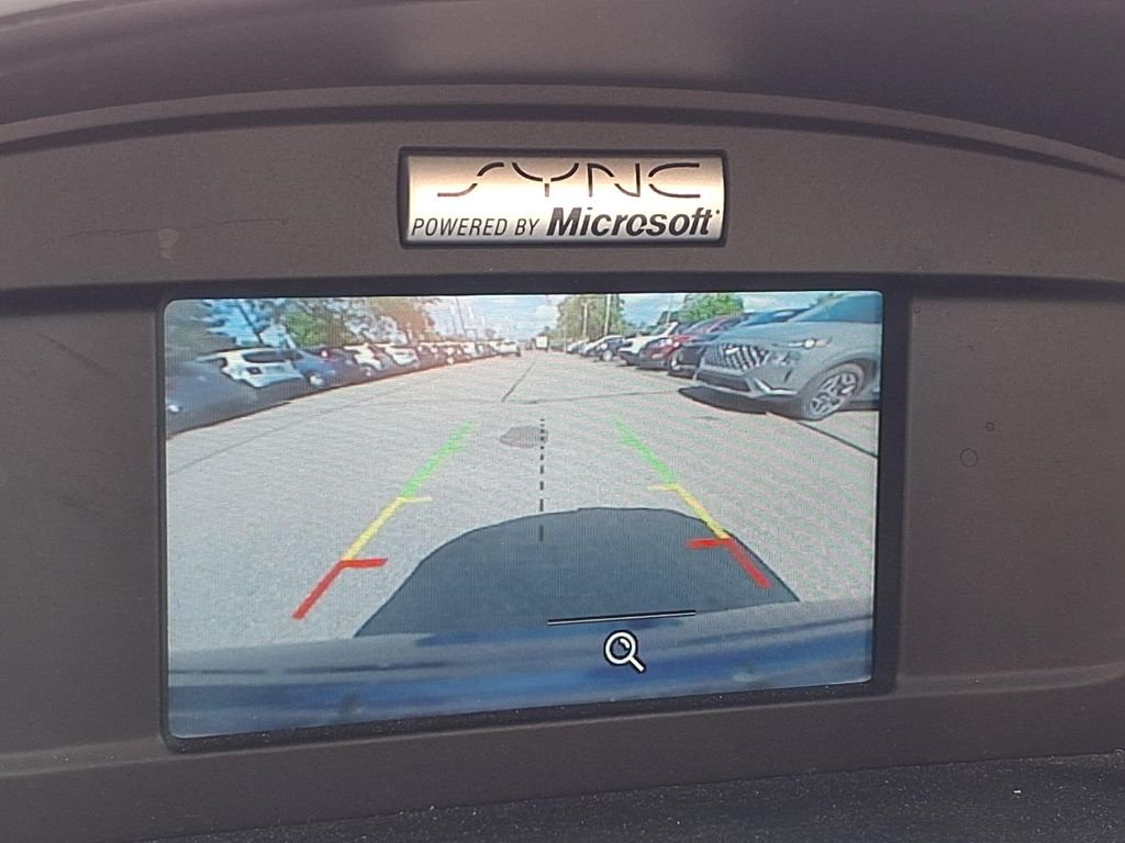 Used 2014 Blue Ford SE image 18