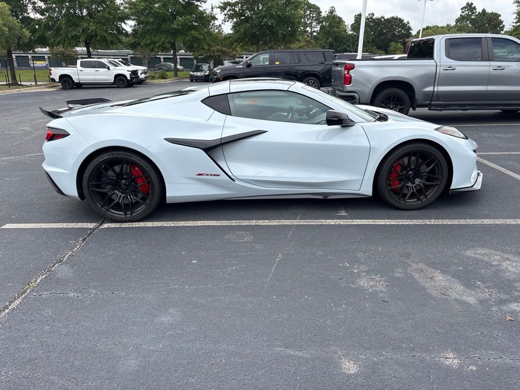 Used 2024 Gray Chevrolet Z06 image 2