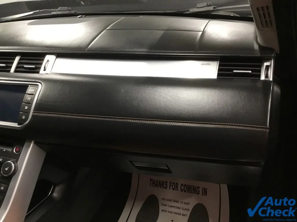 Used 2016 Green Land Rover HSE Dynamic image 37