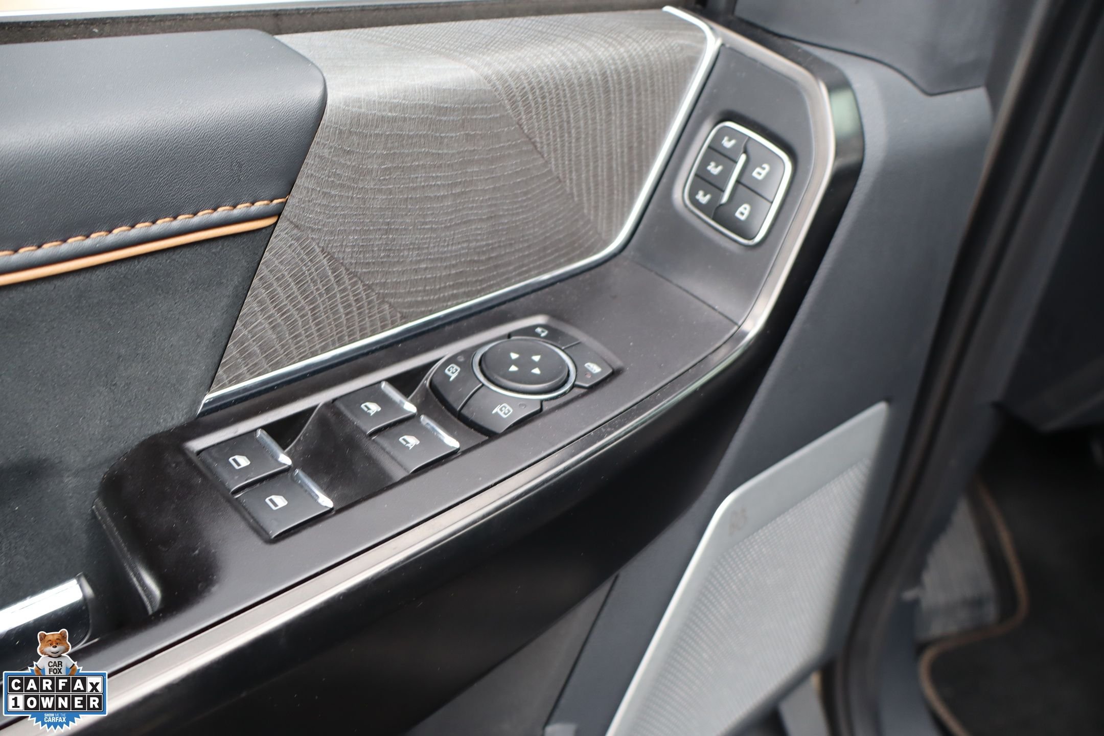 Certified Used 2022 Gray Metallic Ford Platinum image 13