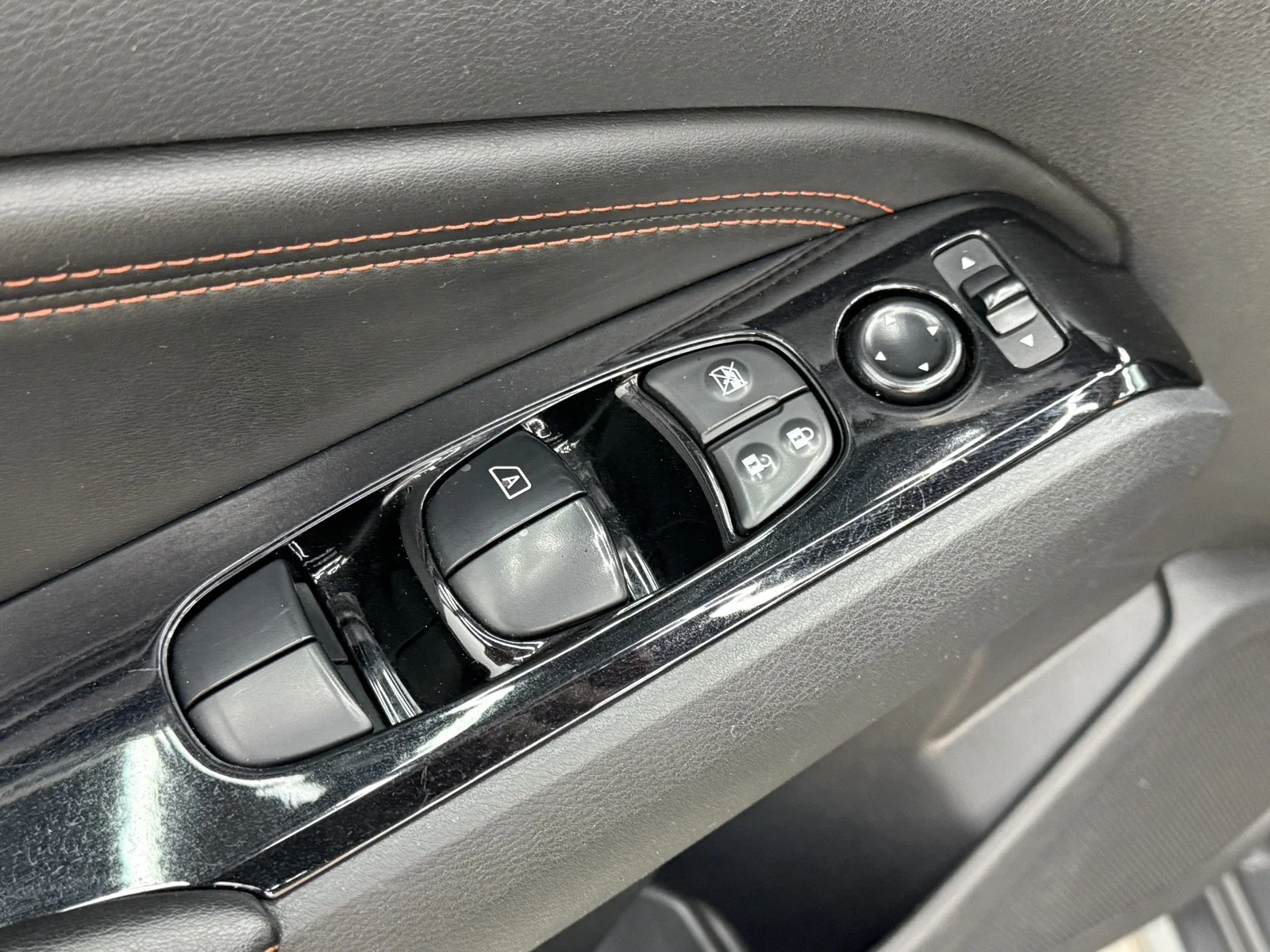 Used 2023 Gun Metallic Nissan 2.5 SR image 23