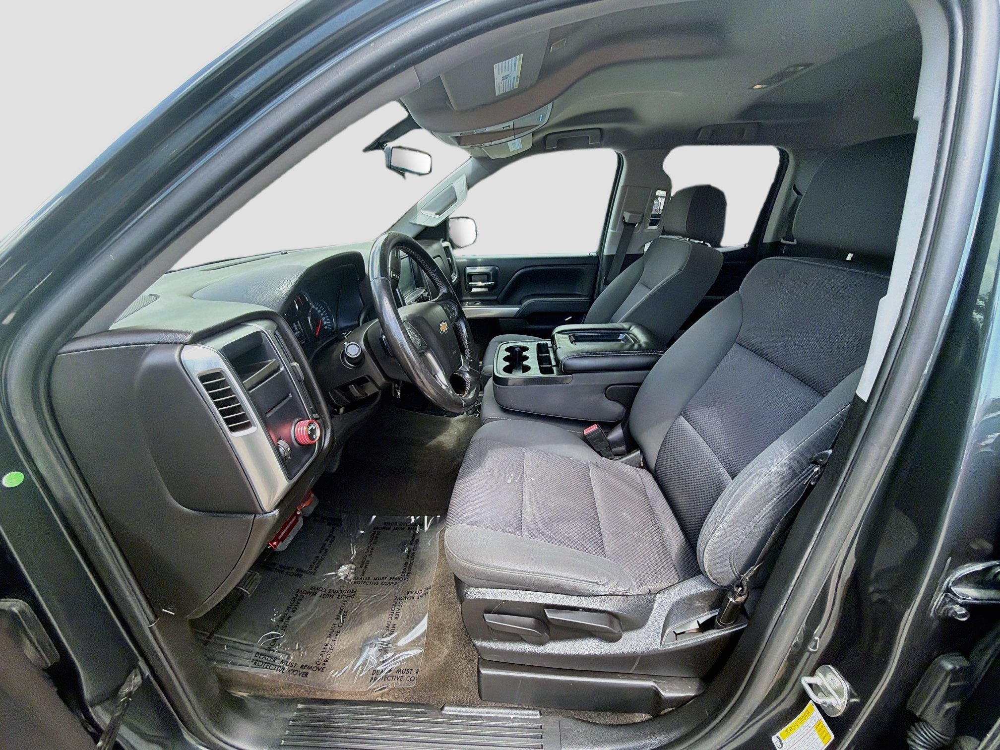 Used 2018 Graphite Metallic Chevrolet LT image 18