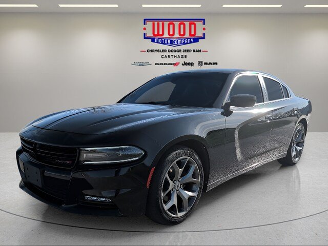Used 2017 Dodge Charger SXT with VIN 2C3CDXHG2HH542384 for sale in Hurst, TX