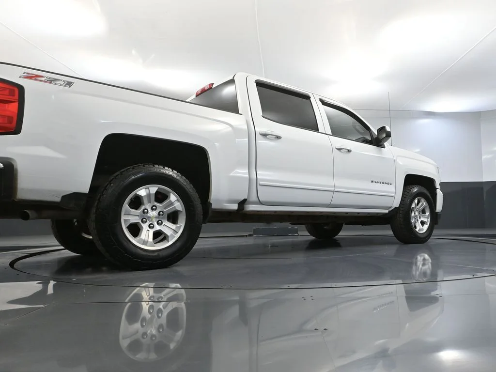 Used 2017 White Chevrolet LT image 55