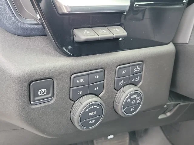2025 Chevrolet Silverado 2500HD High Country - Photo 22