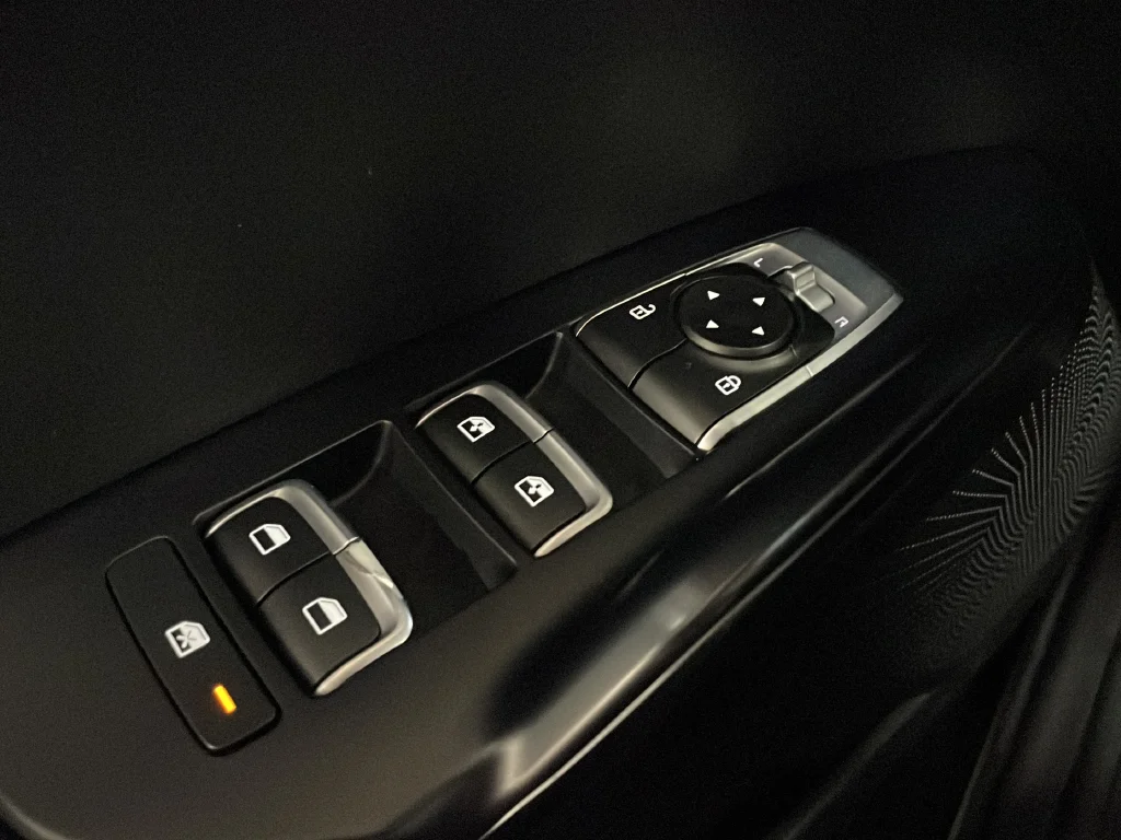 Used 2022 Black Kia GT-Line image 39