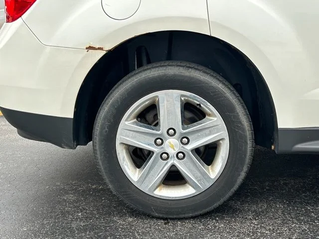 Used 2015 White Chevrolet LTZ image 15