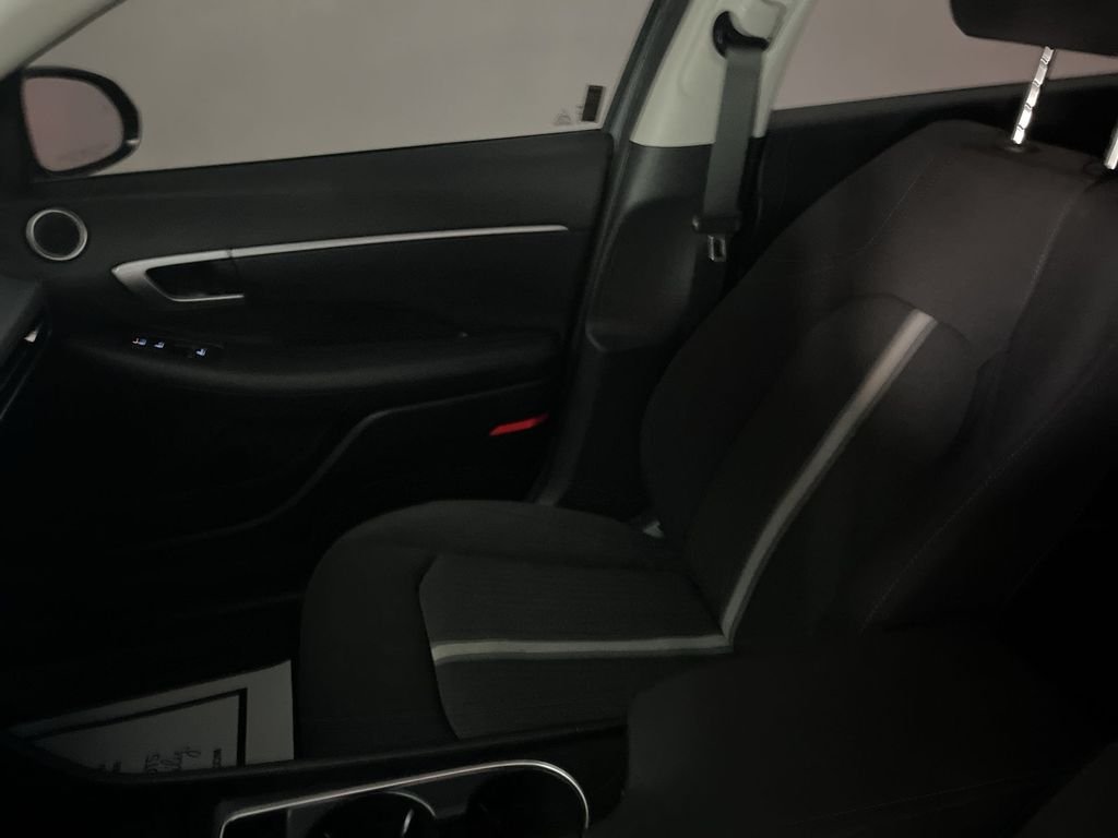 Used 2024 Blue Hyundai SEL image 11