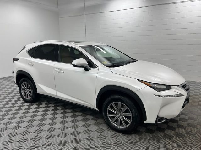 Used 2015 White Lexus 200t image 4