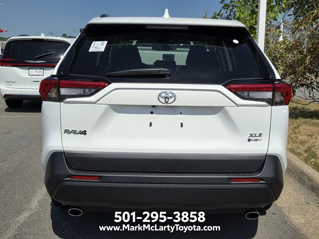 Used 2025 White Toyota XLE image 4