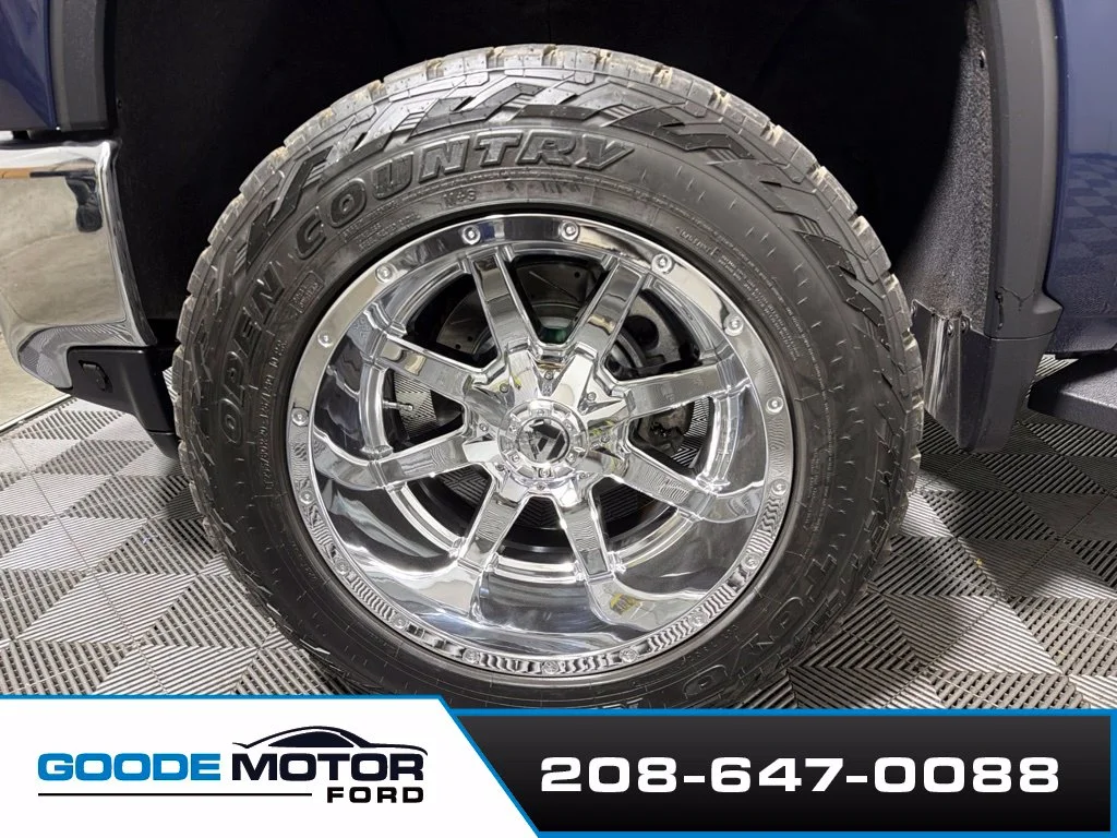 Certified Used 2020 Northsky Blue Metallic Chevrolet LTZ image 27
