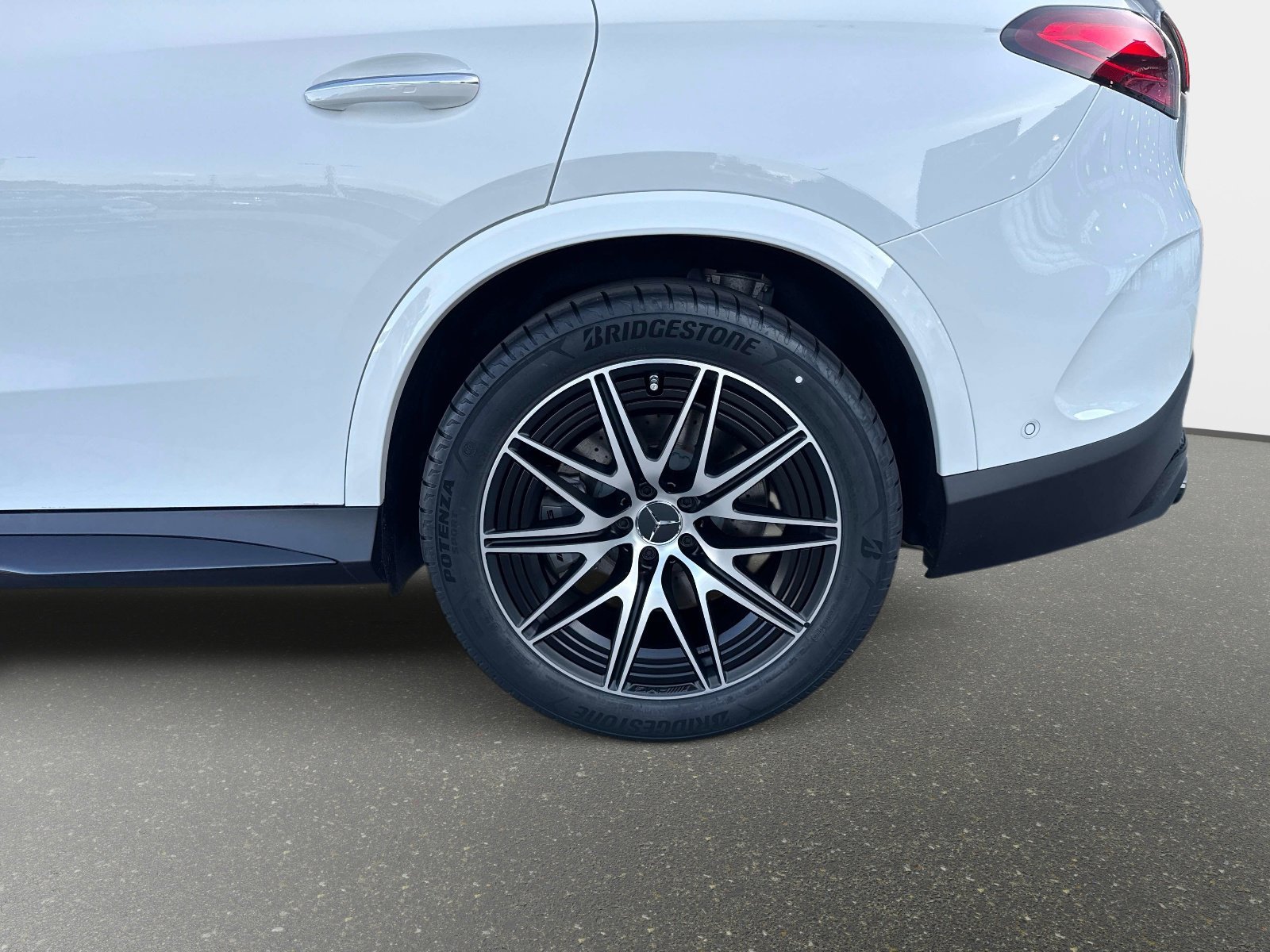 New 2026 Polar White Mercedes-Benz AMG®  43 4MATIC® SUV image 11